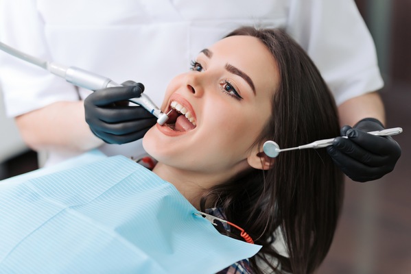 The Importance of Regular Dental Cleanings: Insights from Daytona Beach Dentists